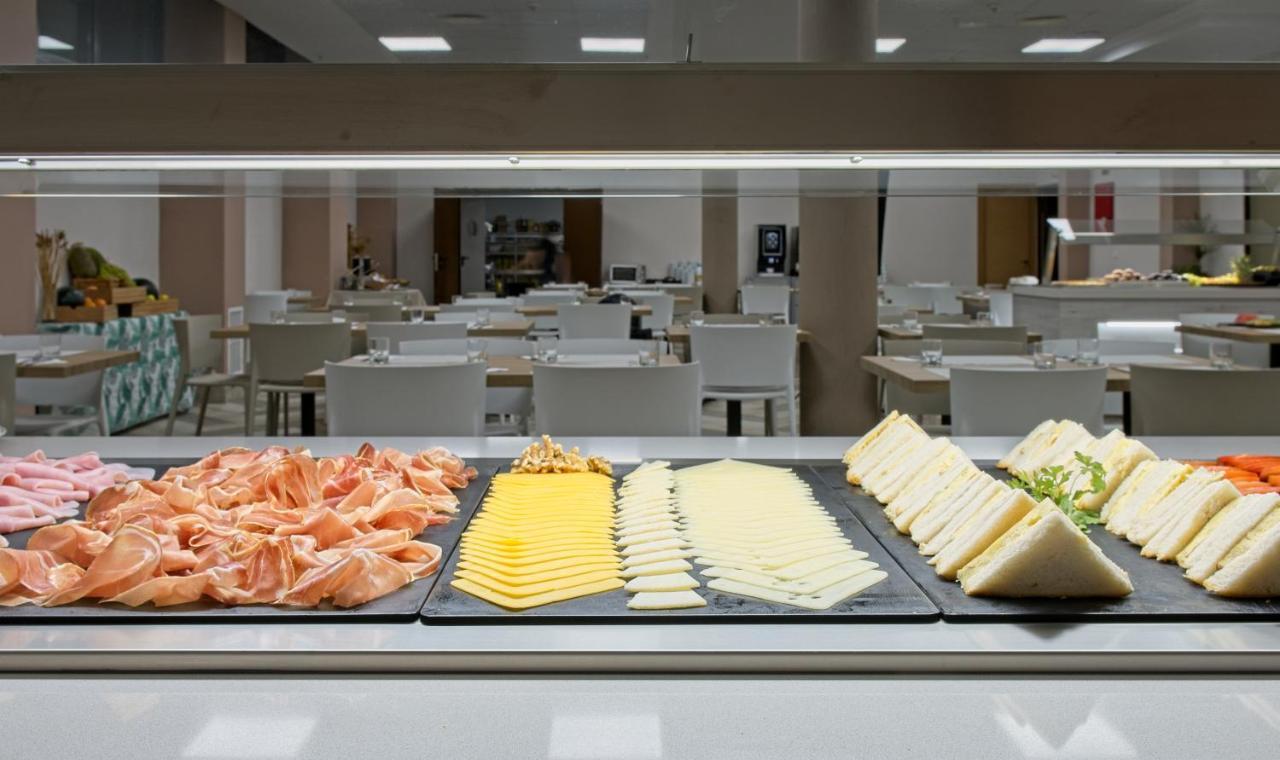 Checkin Madrid 莫斯托雷斯 外观 照片