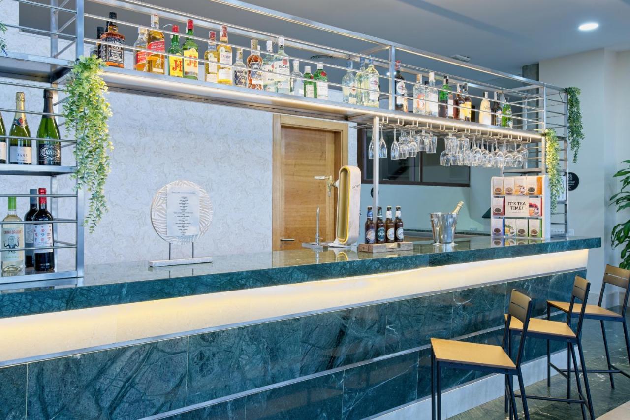 Checkin Madrid 莫斯托雷斯 外观 照片